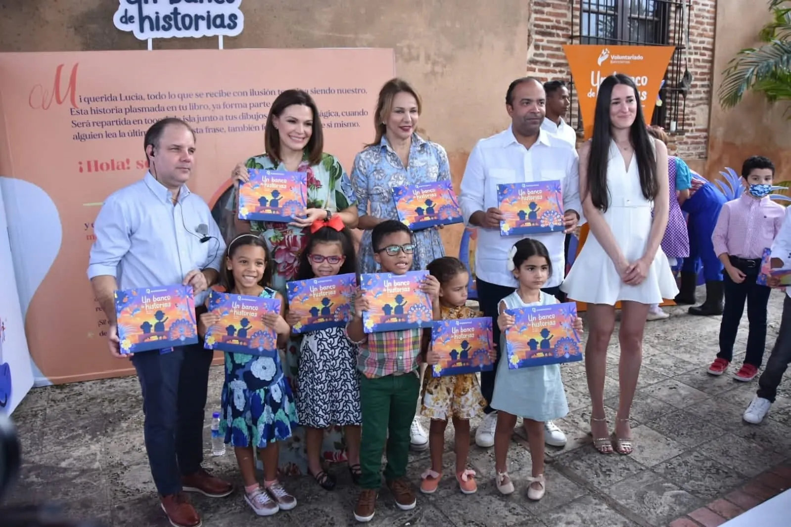 Voluntariado Banreservas presenta libro infantil “Un banco de historias”