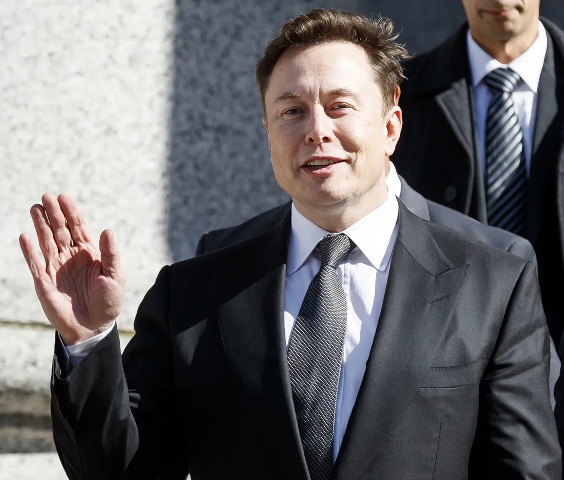 Elon Musk desea comprar Twitter y ofrece 43.000 millones de dólares