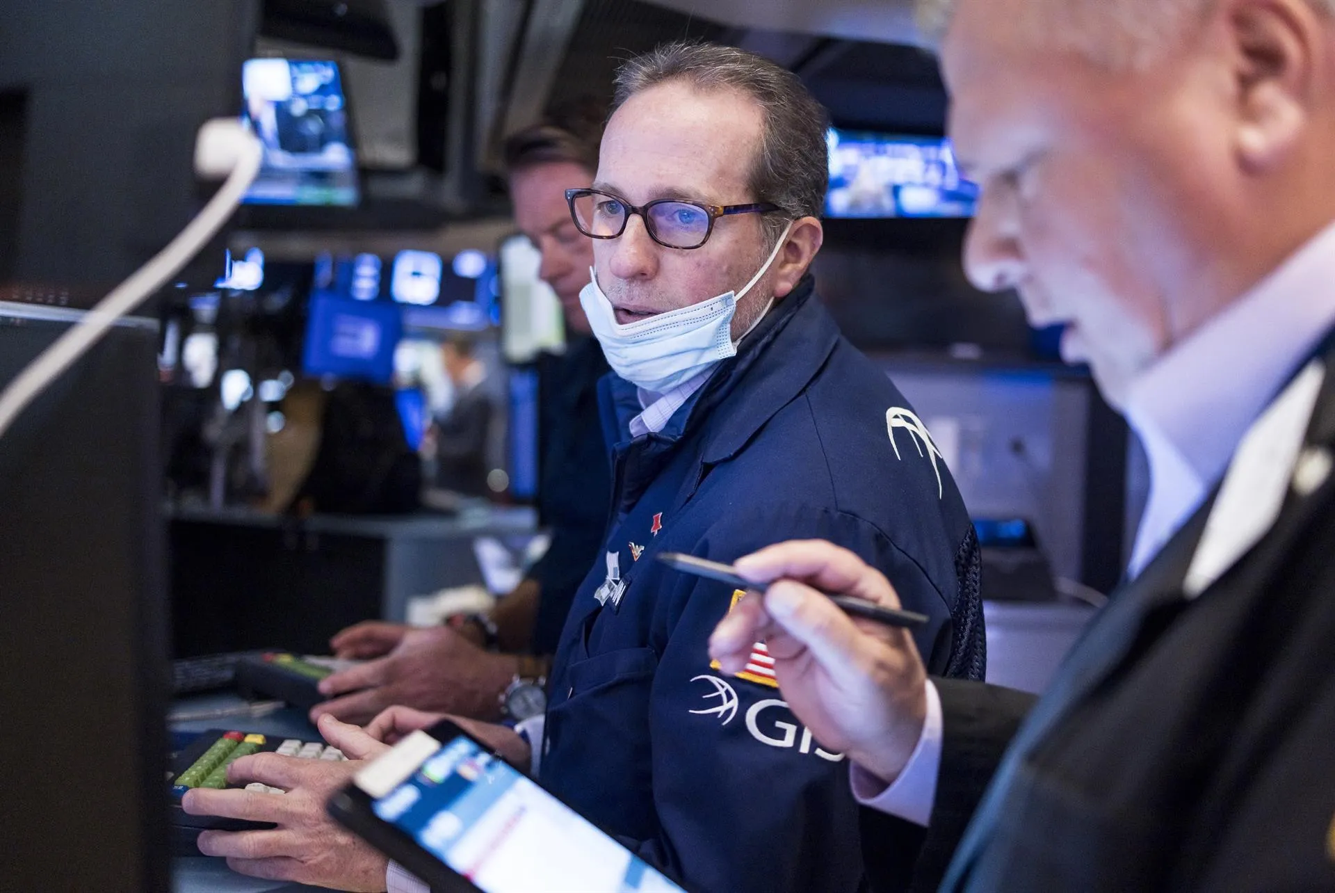 Wall Street abre mixto y el Dow Jones sube un 0,74 %