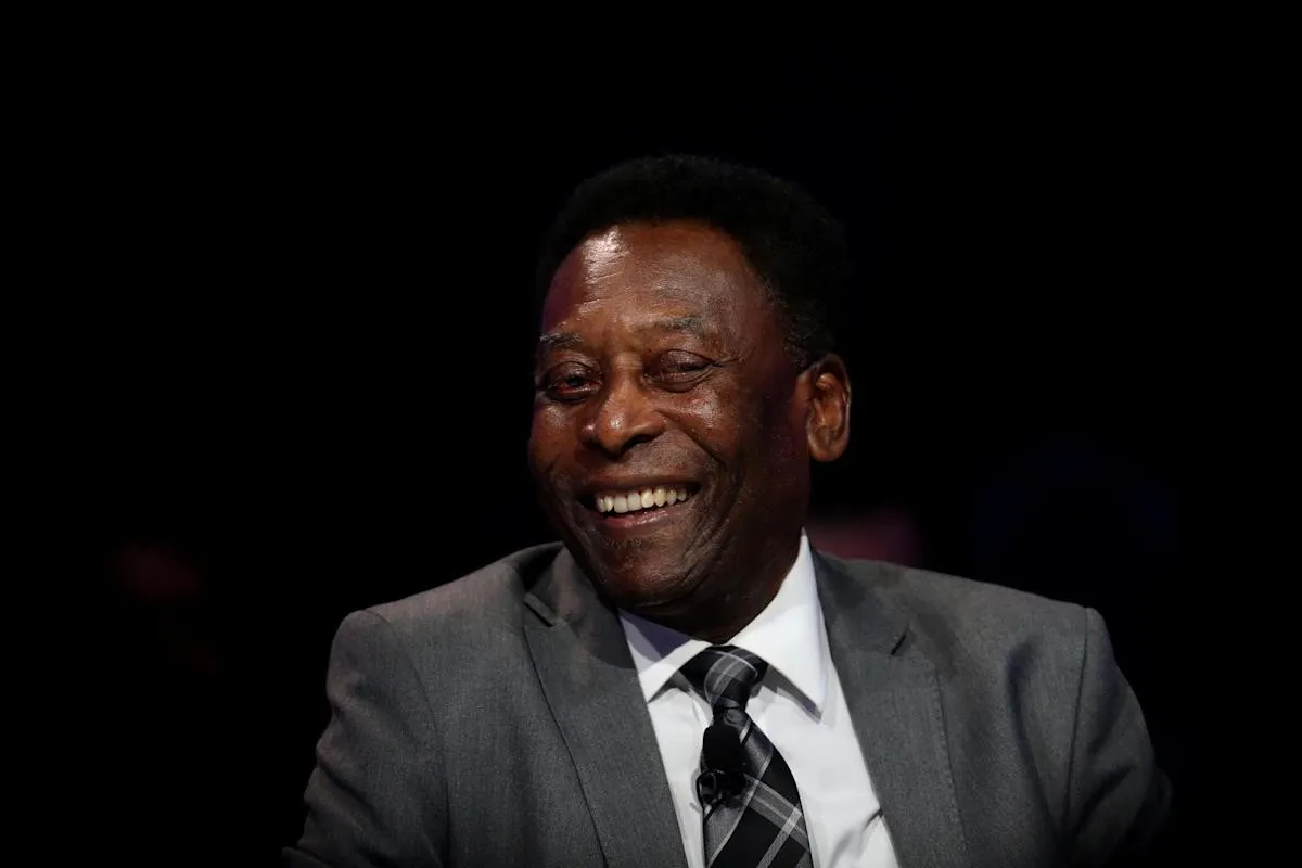 'O rei' Pelé otra vez hospitalizado, pero para seguir tratamiento