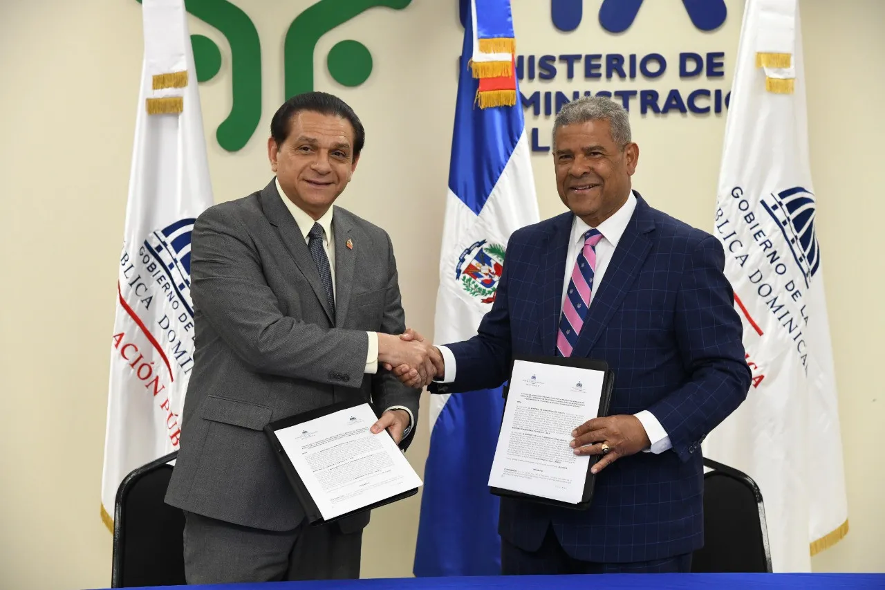 Salud Pública y Administración Pública firman convenio de reforma sectorial