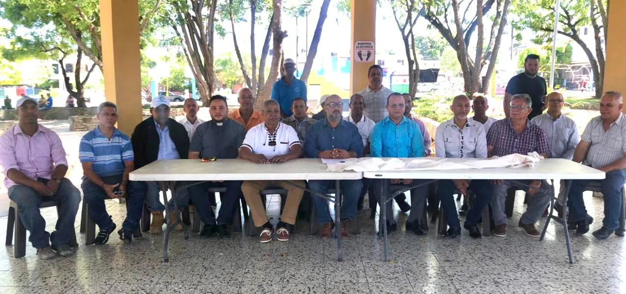 Comunitarios de Santiago exigen investigar saqueos en medio huelga en el Cibao