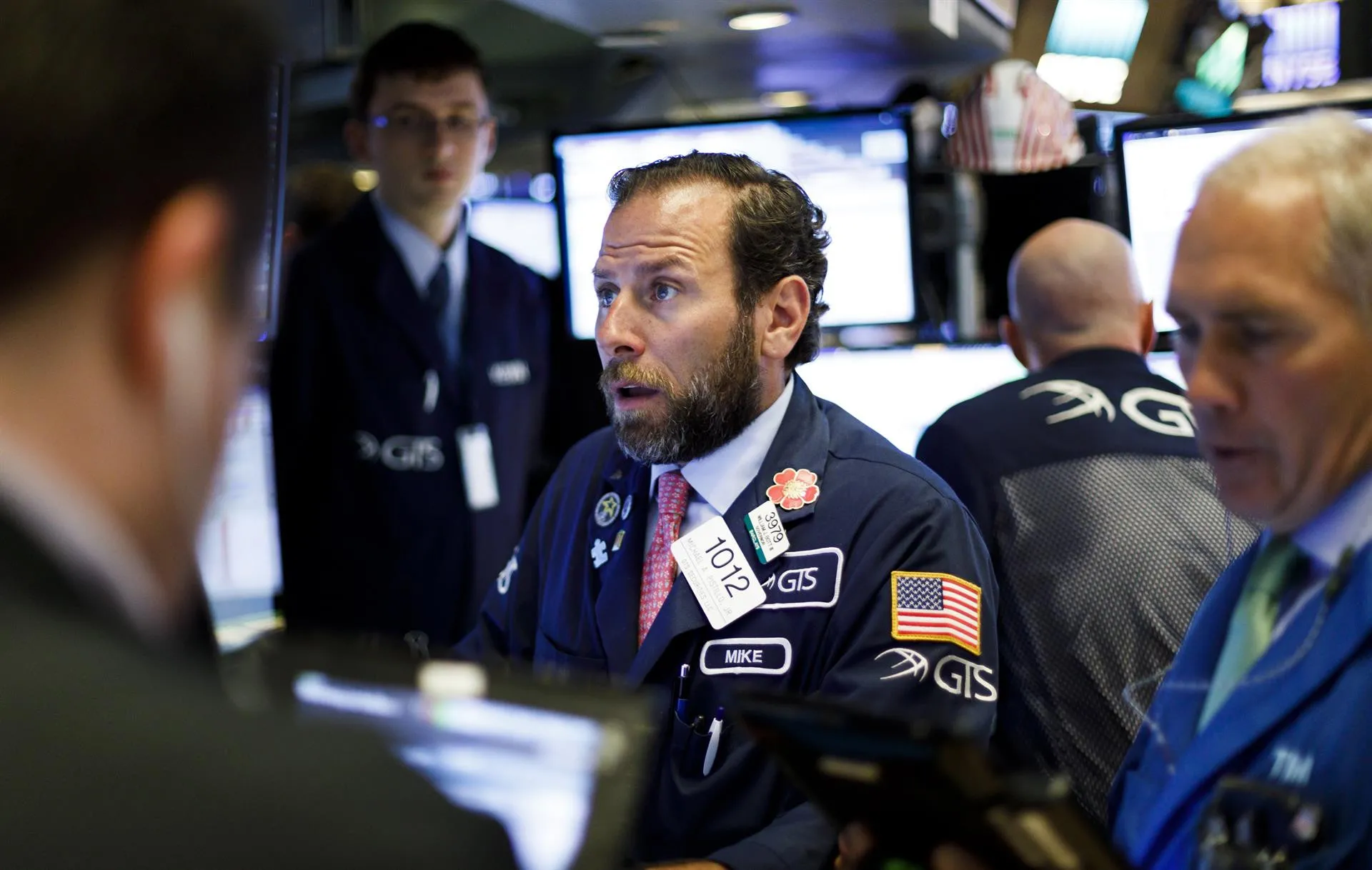 Wall Street cierra en rojo y el Dow Jones baja tras dato de inflación