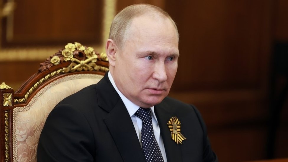 Rusia y Ucrania: Putin se prepara para una guerra larga, según la inteligencia de EEUU