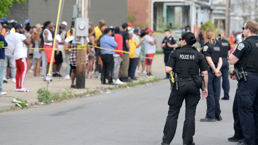 Tiroteo en Buffalo: al menos 10 muertos en un ataque investigado como un crimen de odio racial en el estado de Nueva York