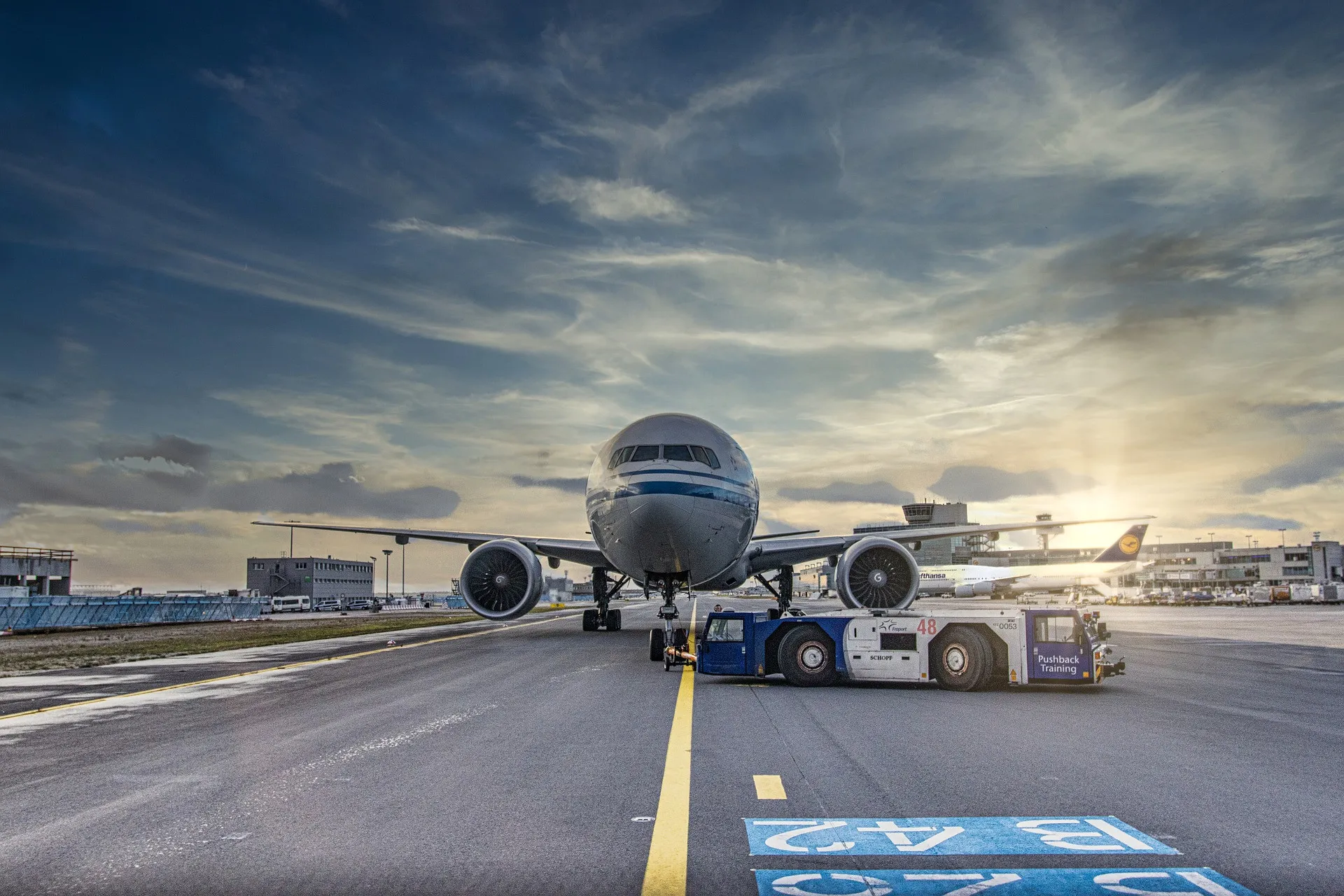 El 33 % de los gastos de una aerolínea se le va en combustibles