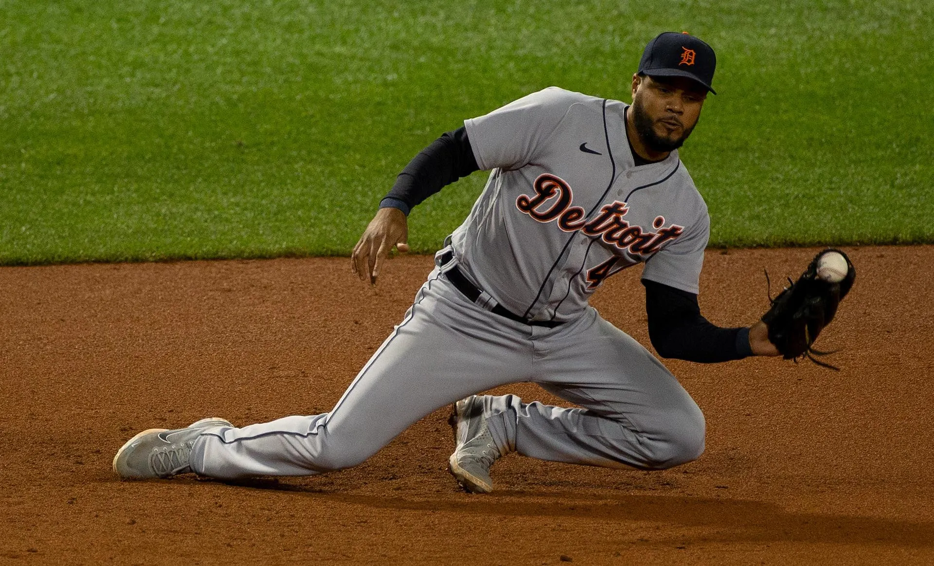 Jeimer Candelario y venezolano Castro llevan al triunfo a Tigres ante Mellizos Jeimer Candelario y venezolano Castro llevan al triunfo a Tigres ante Mellizos