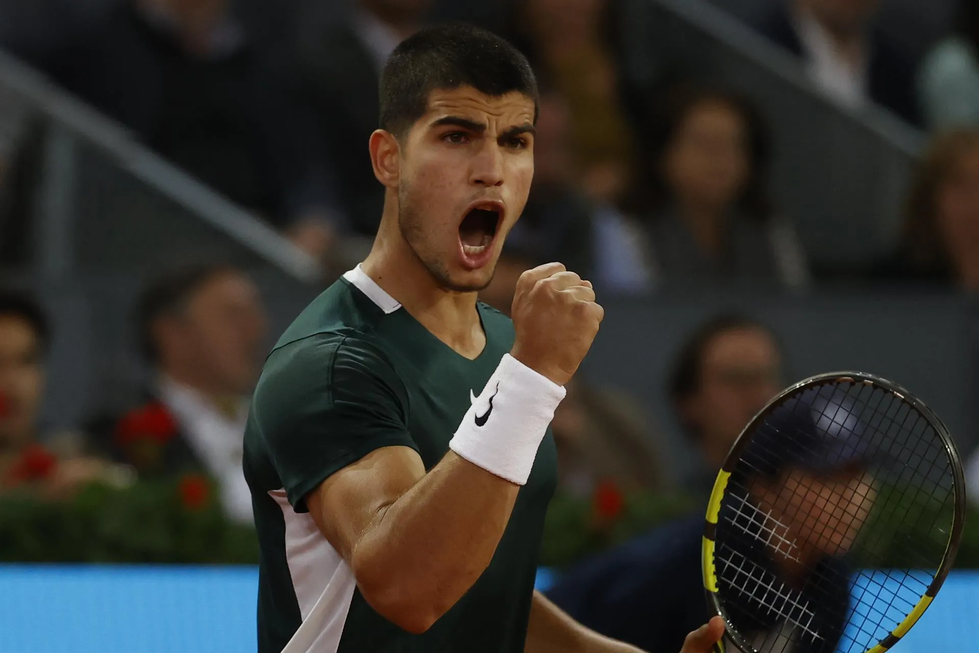 Adolescente Carlos Alcaraz elimina a Rafael Nadal y este sábado va por Djokovic