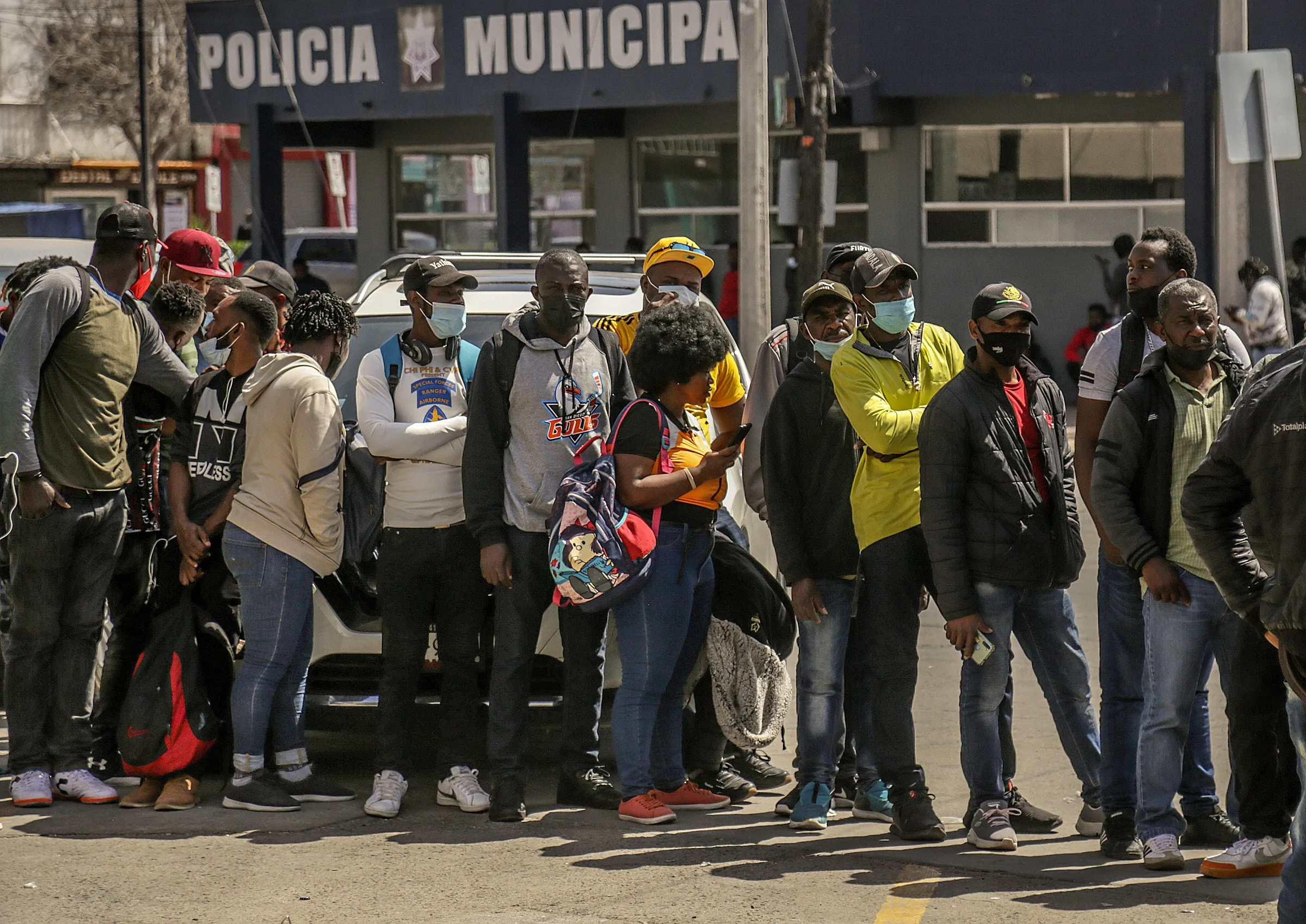 Haitianos varados en Tijuana buscan medidas 