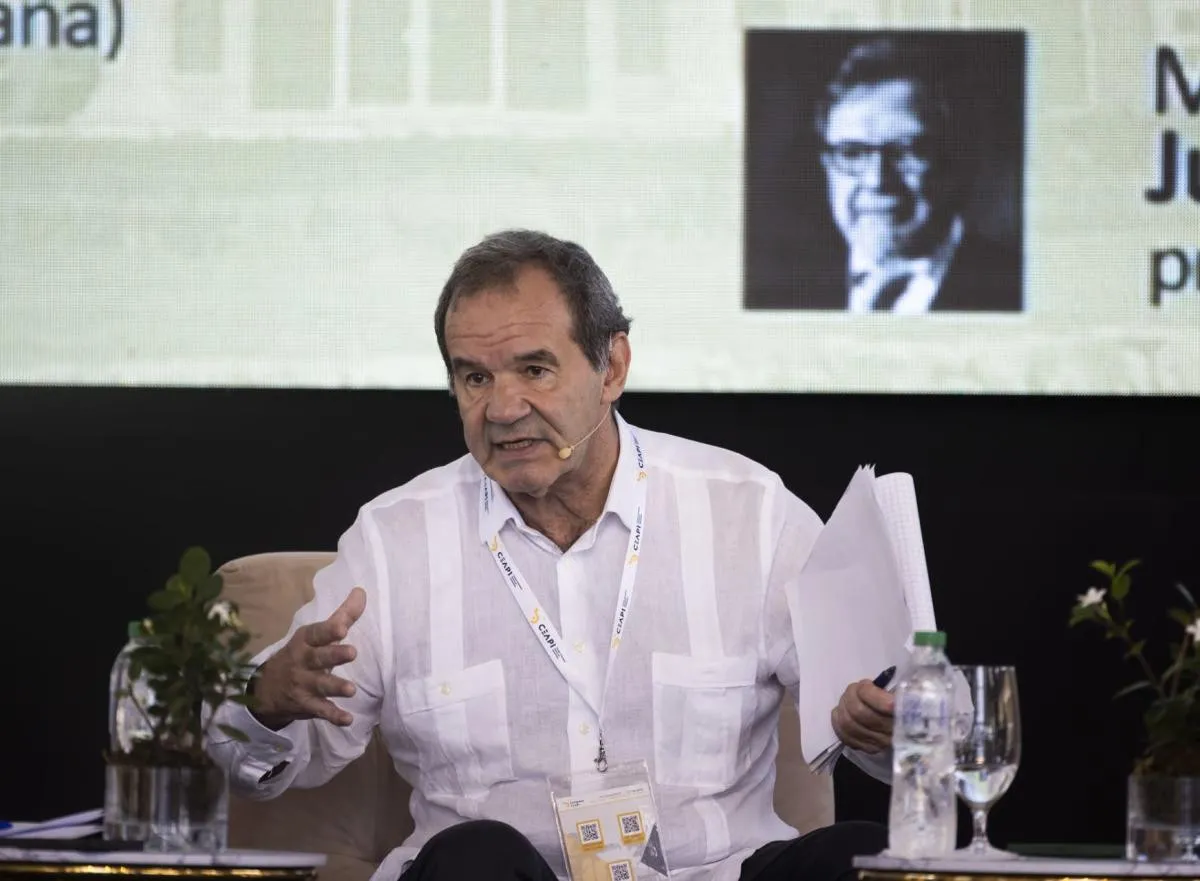 Allamand asegura que la Cumbre Iberoamericana no excluirá a ningún país
