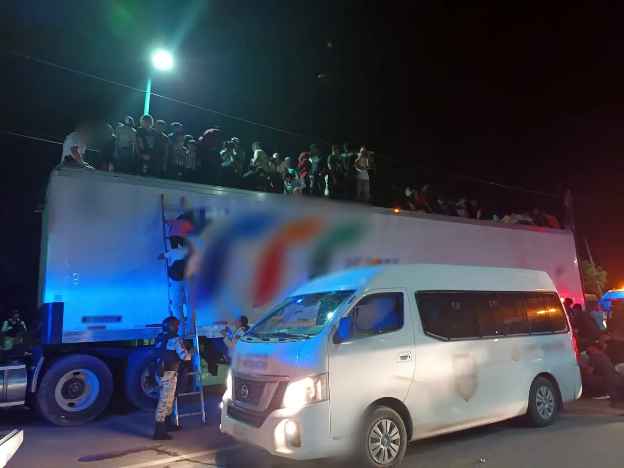 Encuentran dominicanos en un furgón en México con destino a EEUU
