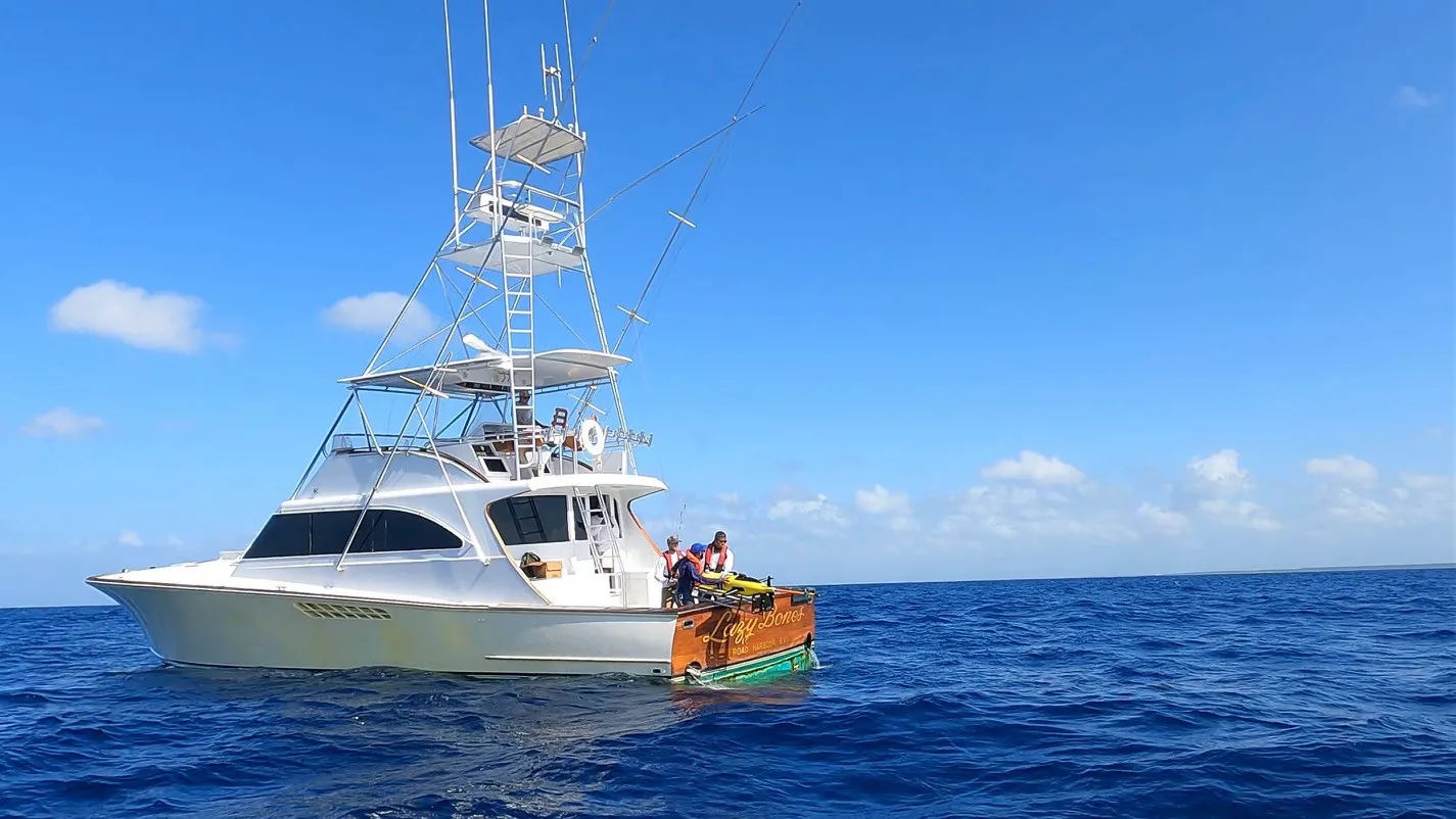 La Anamar y la NOOA lanzan planeador submarino para recabar datos caribeños