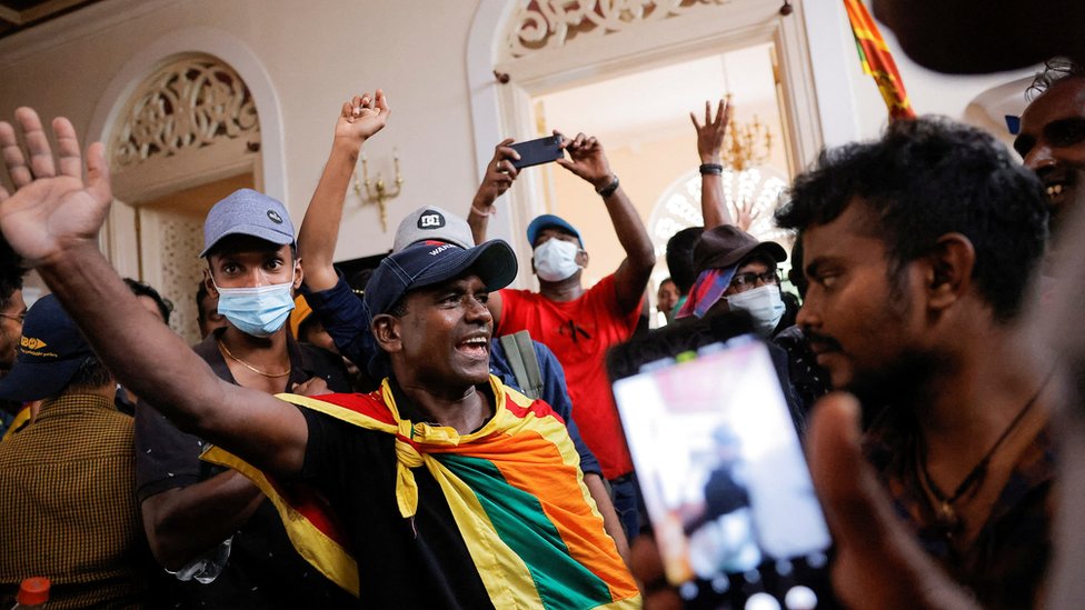 Sri Lanka: 3 cosas que debes saber sobre la crisis económica y política en el país