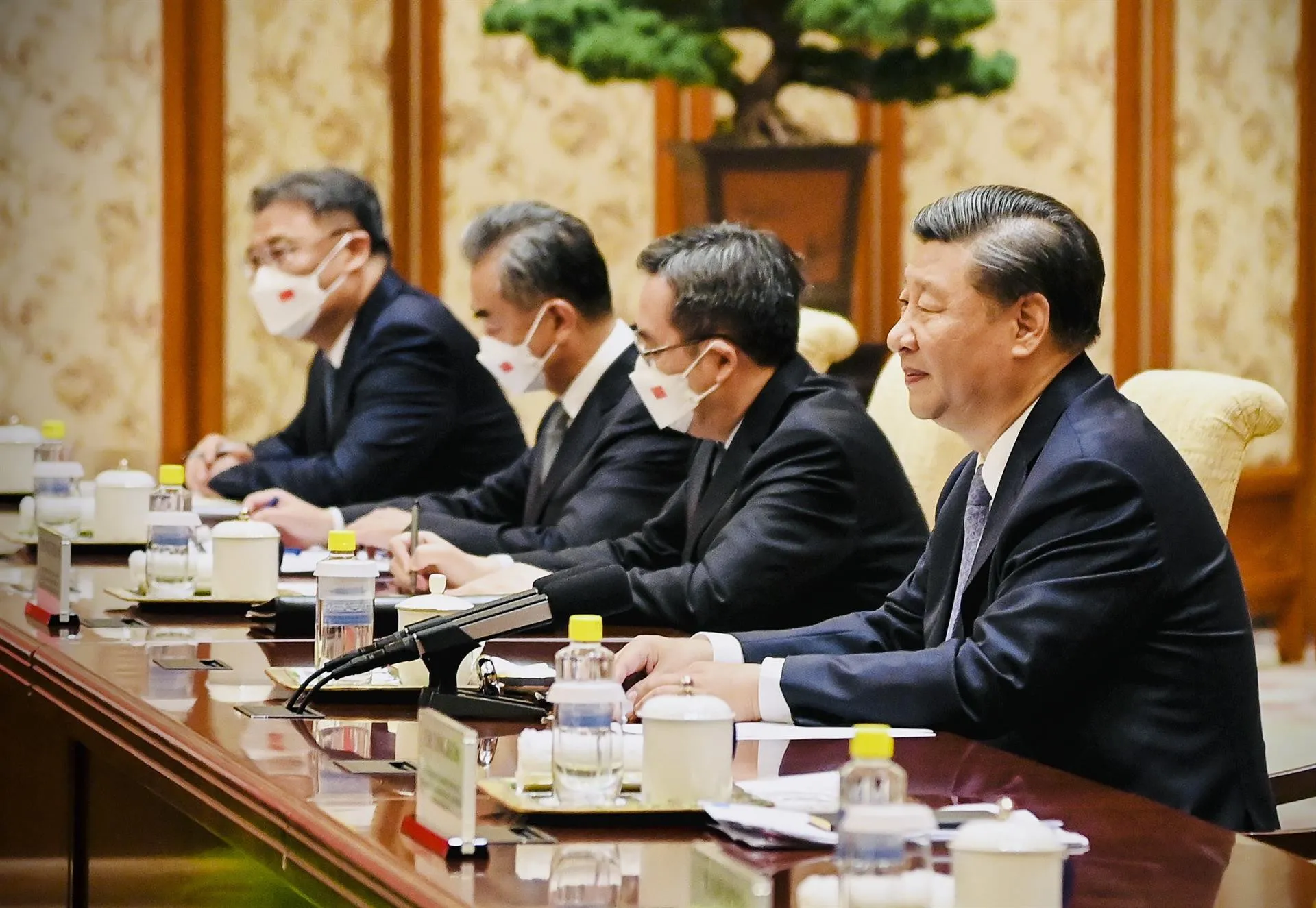 Xi Jinping advierte a Biden que no juegue con fuego en Taiwán