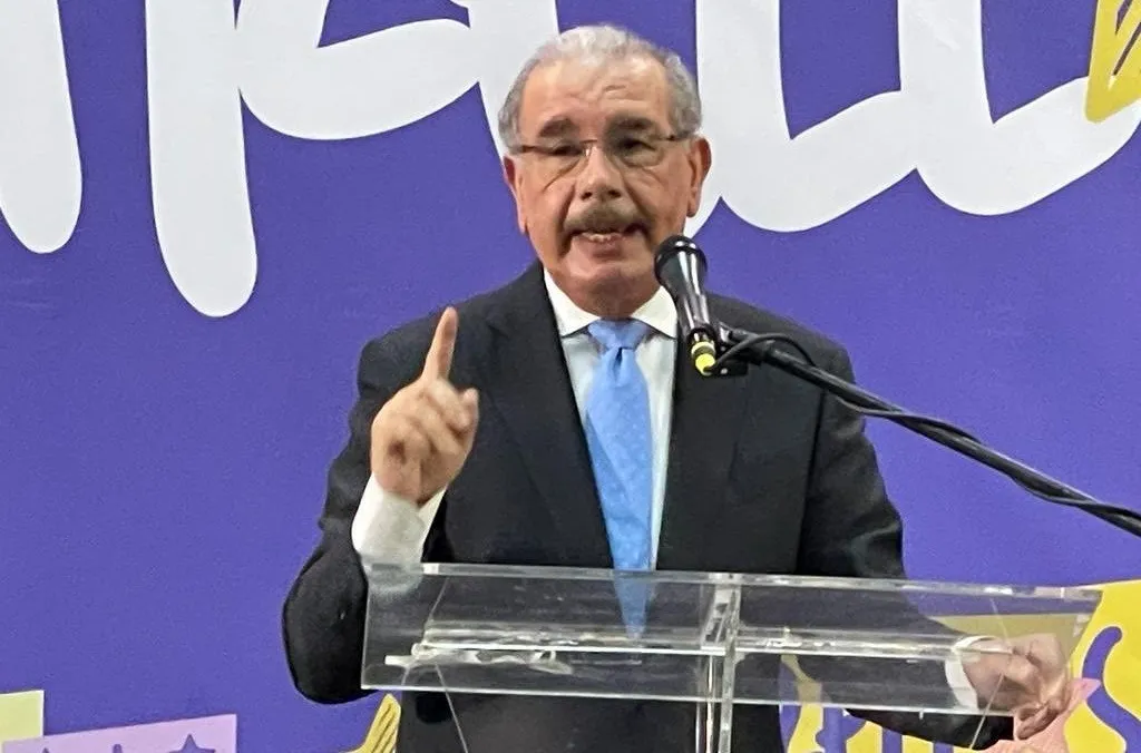 Danilo Medina viaja otra vez a Estados Unidos por cuestiones de salud