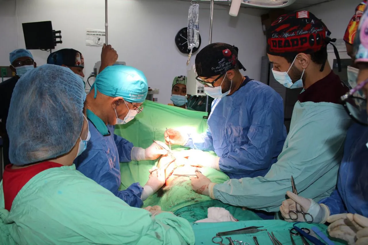 Hospital Militar “Dr. Ramón de Lara” cumple doble jornada de cirugía plástica