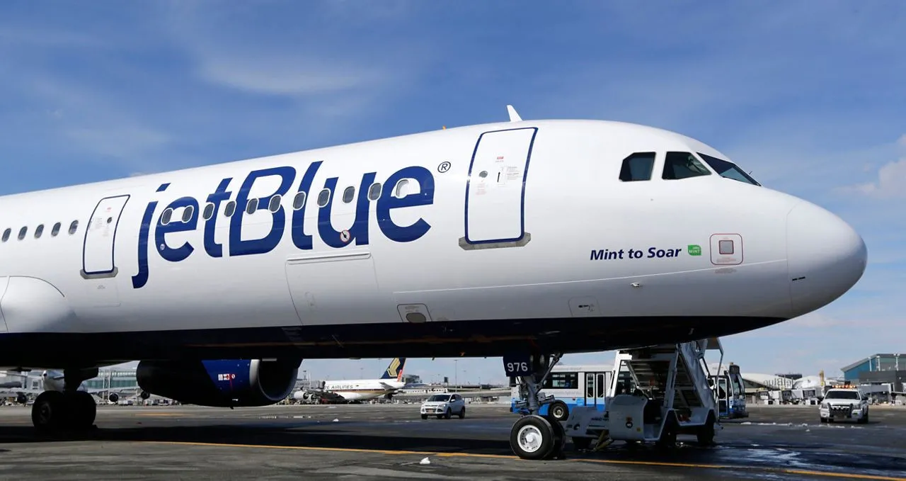 Vuelos que opera JetBlue hacia NY y Boston, dos destinos más visitados por criollos