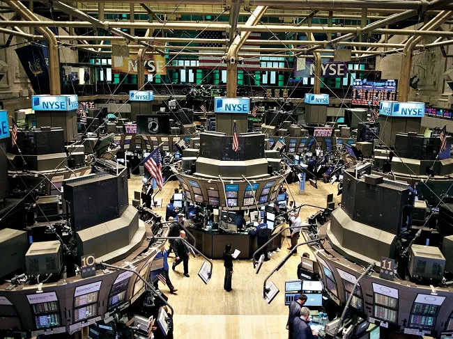 Wall Street cierra en terreno mixto, pero con el Dow Jones en alza