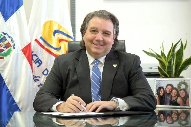 Renuncia Rafael Velazco, el superintendente de electricidad