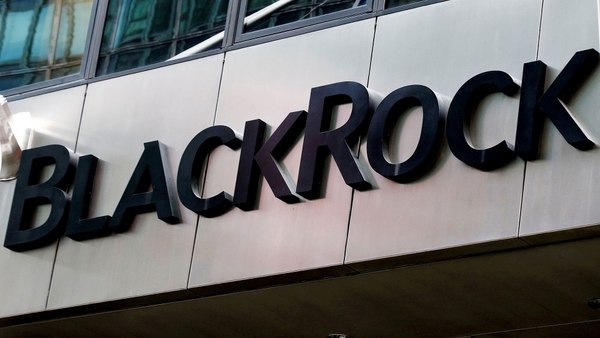 BlackRock se asocia con Coinbase para ofrecer servicios cripto a inversores institucionales
