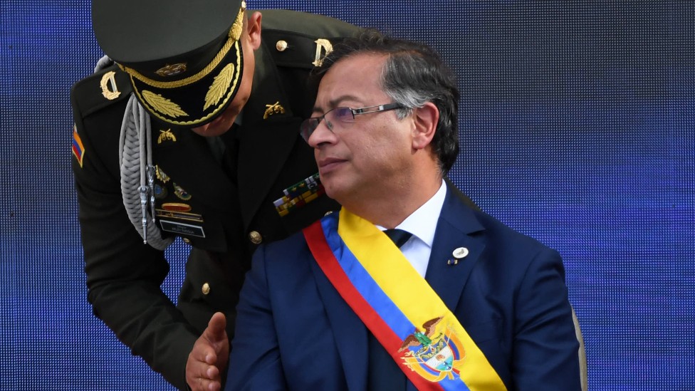 El reto de Gustavo Petro de buscar la paz total en Colombia con un Ejército pensado para la guerra