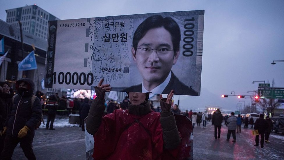 La desesperada razón por la que Corea del Sur perdonó al príncipe de Samsung