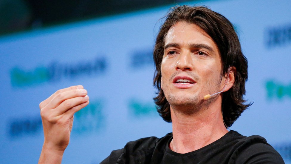 Adam Neumann, el excéntrico fundador de WeWork caído en desgracia que logró recaudar US$1000 millones para su nuevo proyecto