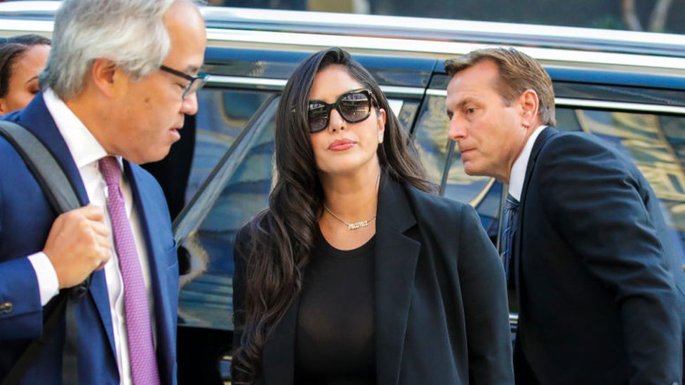 Kobe Bryant: “Me sentí devastada, herida y traicionada, el emotivo testimonio de la viuda en el juicio sobre las fotos del accidente en el que murió su esposo y su hija