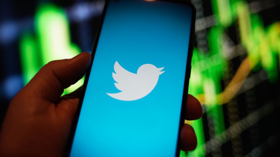 Los fallos de seguridad en Twitter que denunció un exjefe de seguridad de la red social (y cómo puede influir en la batalla con Elon Musk)