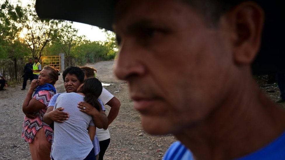 Mineros en Coahuila: la decepción de los familiares de los 10 mineros atrapados en México hace casi un mes