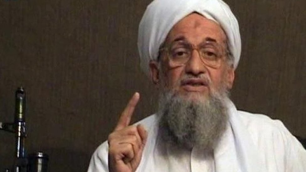 Al Qaeda: quién era Ayman al Zawahiri, la mano derecha de Osama Bin Laden que EEUU mató en Afganistán