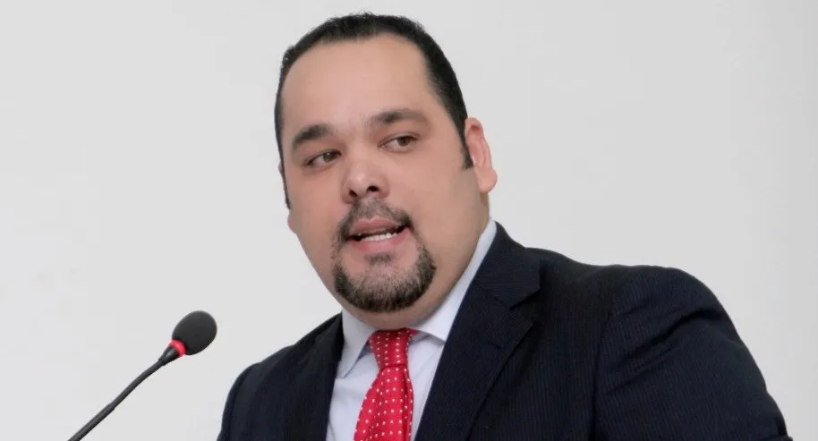 Esteban Tiburcio Gómez será investido como Miembro de Número de la Academia de Ciencias
