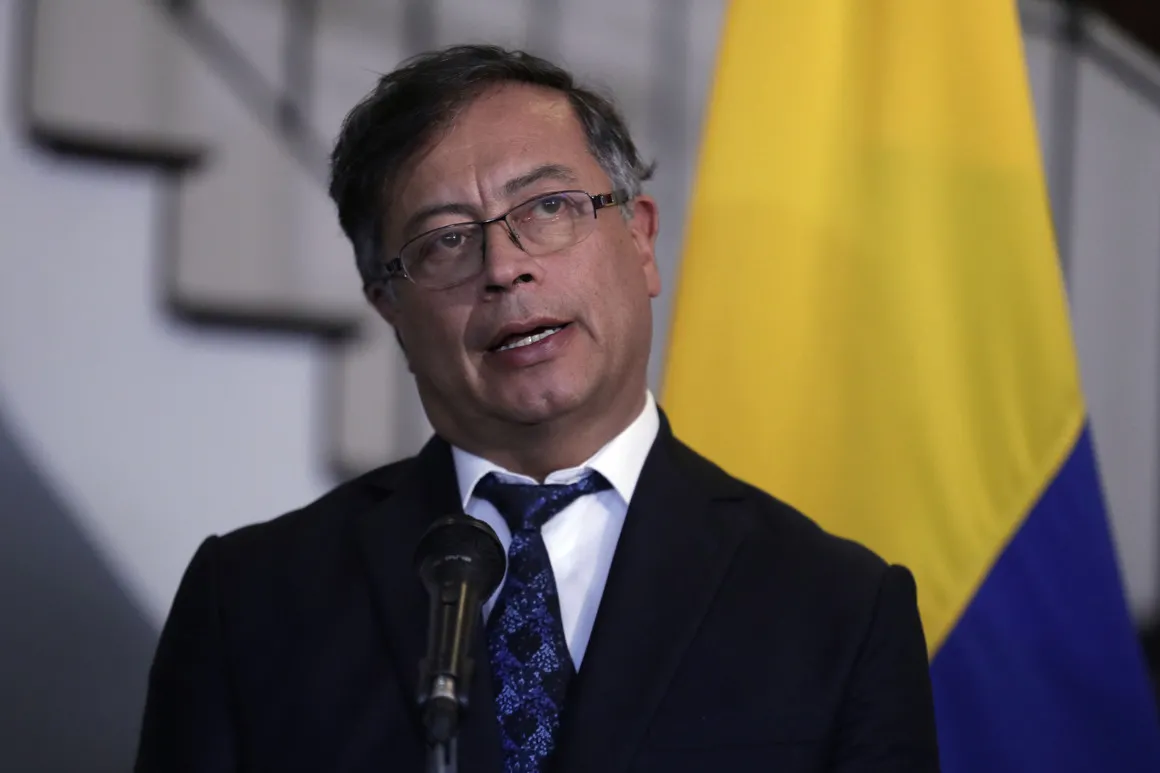 Gobierno colombiano y el ELN comienzan segundo ciclo de negociación en México