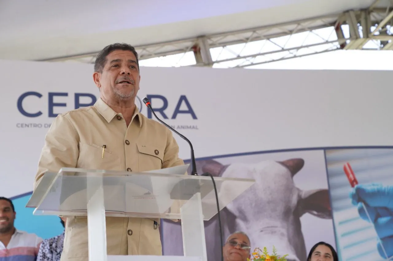 Agricultura inaugura Laboratorio de Biotecnología y Reproducción Animal en SPM