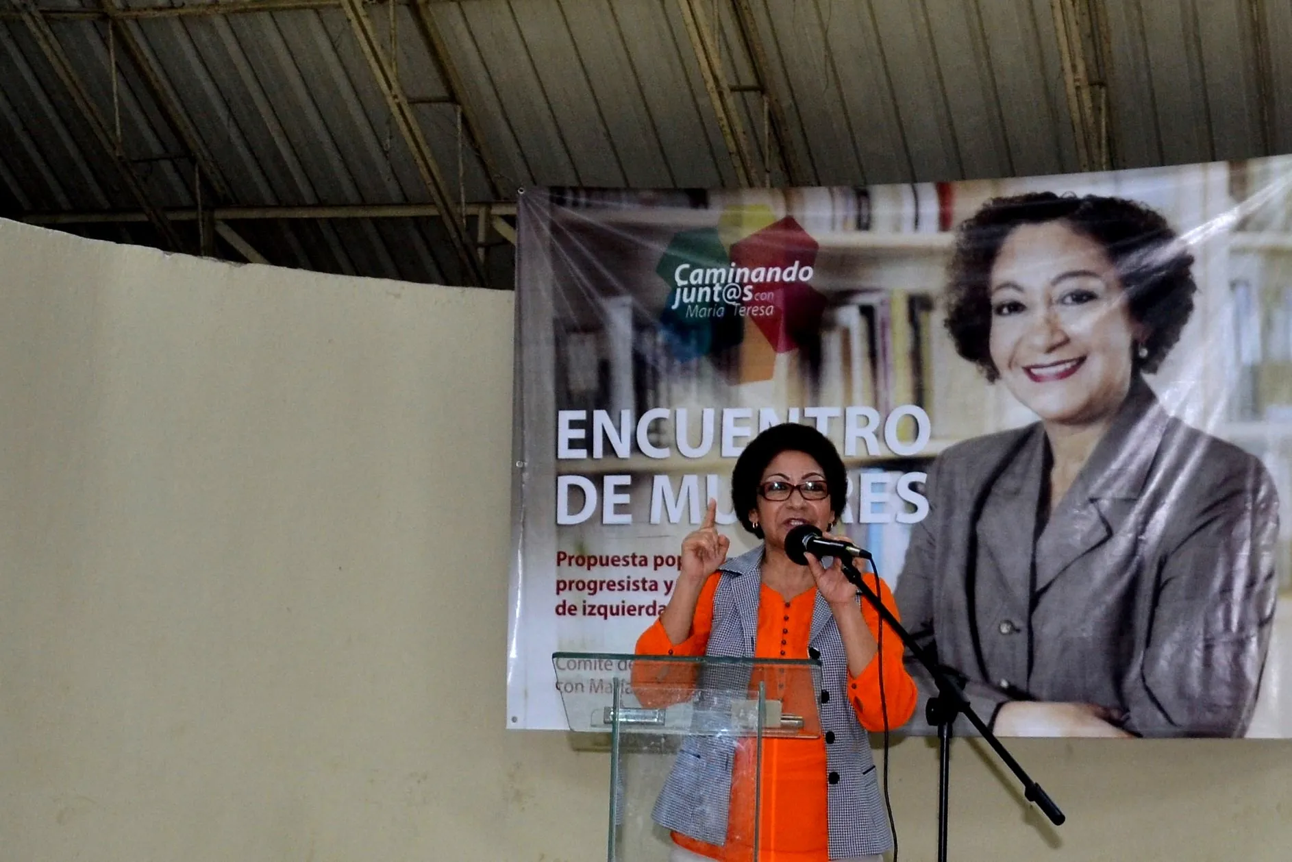 María Teresa Cabrera propone al gobierno medidas para aliviar la inflación a los más pobres