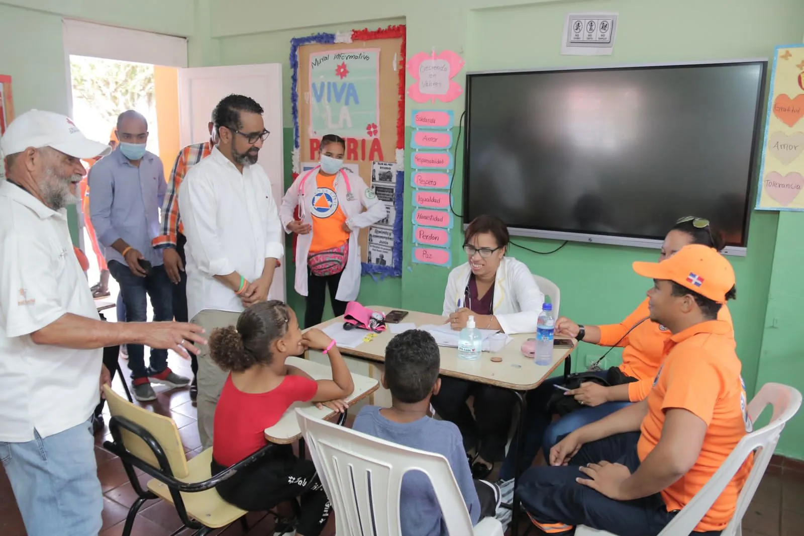 Defensa Civil realiza operativo médico en Sabana Grande de Boyá