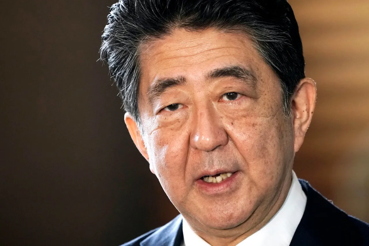 Asesinato de Shinzo Abe sacude a la policía y su funeral genera polémica