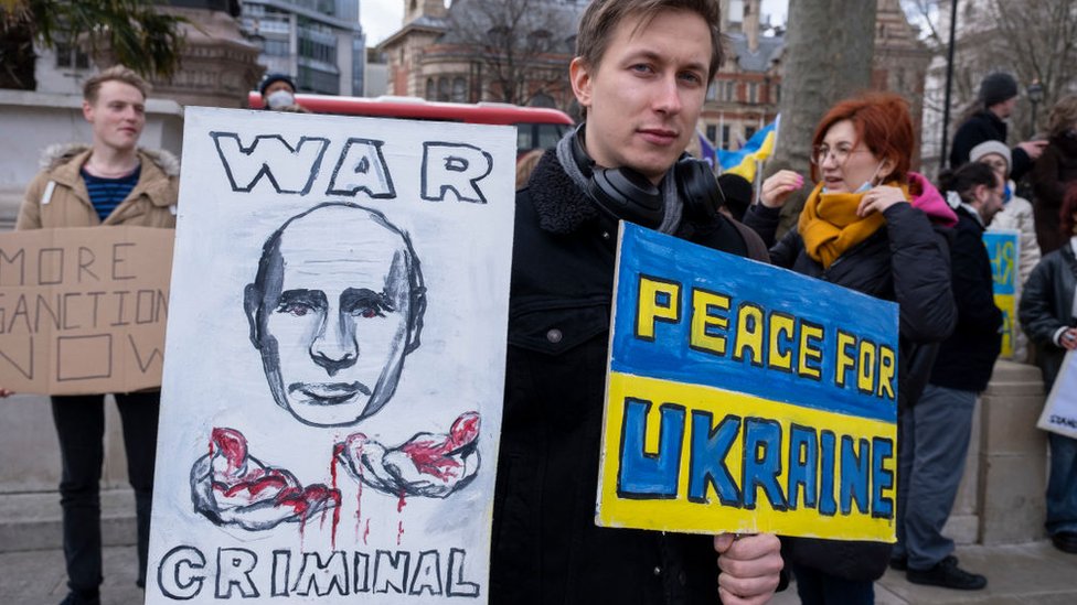 Qué son los crímenes de guerra y qué encontró la comisión de expertos que la ONU envió a Ucrania para investigarlos