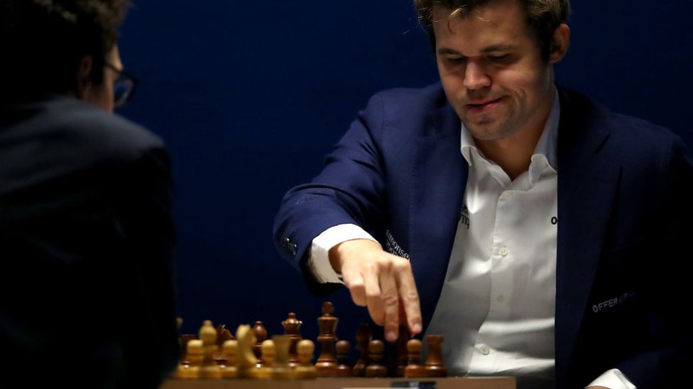 Carlsen y Niemann: el escándalo que ha revolucionado al mundo del ajedrez