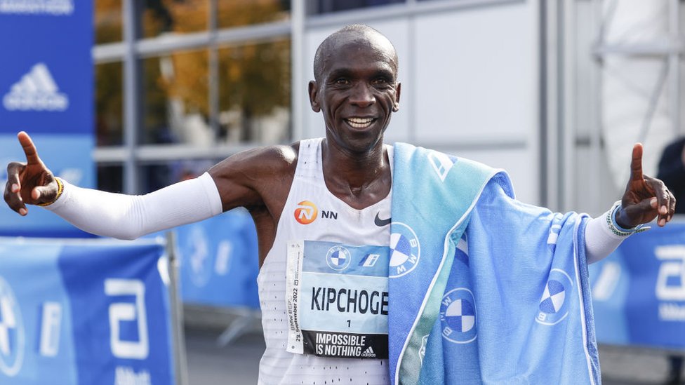 La hazaña de Kipchoge: qué tiene de especial la ciudad de Berlín para que en ella se hayan batido los últimos récords del mundo de maratón