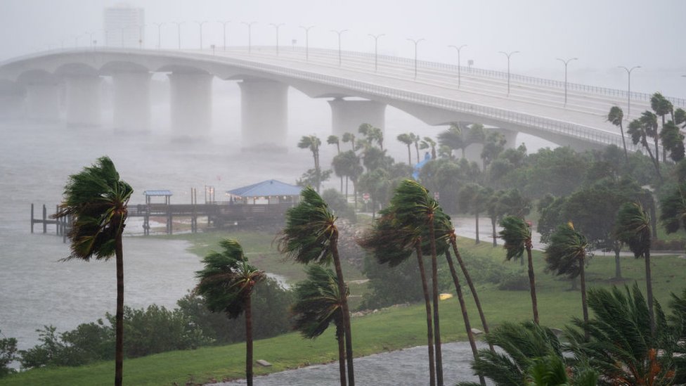 En fotos: el huracán Ian y las catastróficas inundaciones que dejó su paso por la costa oeste de Florida y por Cuba