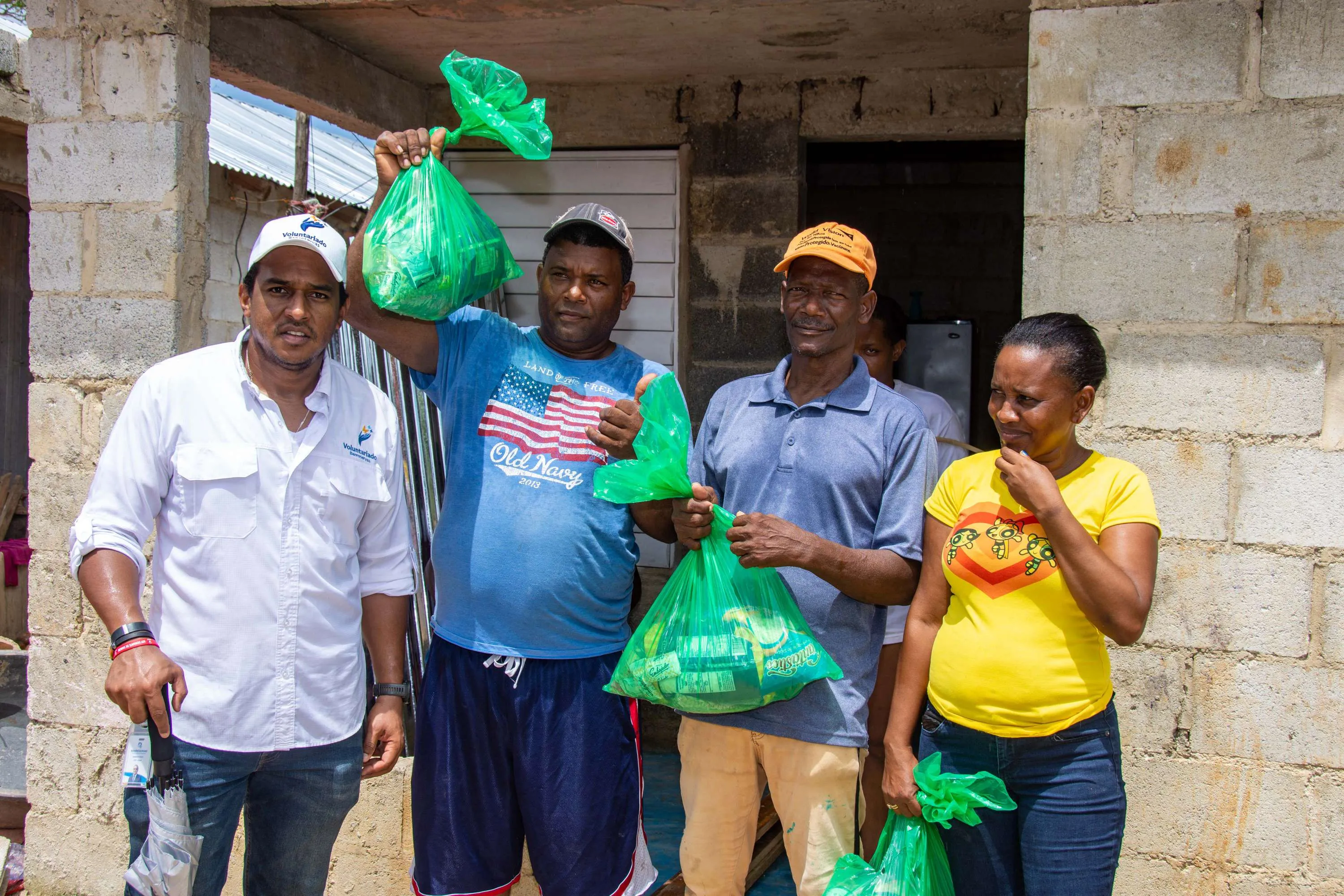Voluntariado Banreservas inicia distribución de alimentos y materiales de construcción para damnificados