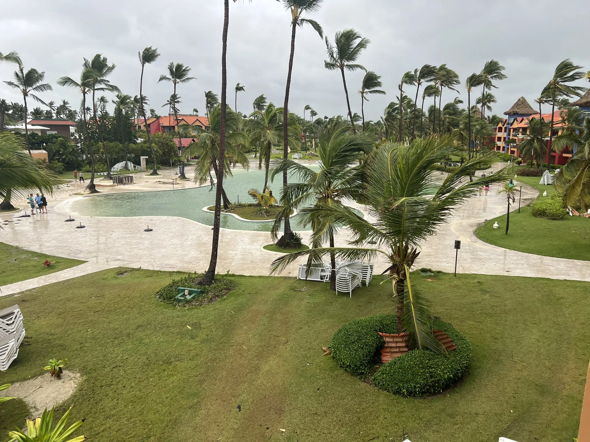 ASONAHORES: Hoteles solo con daños de jardinería por huracán