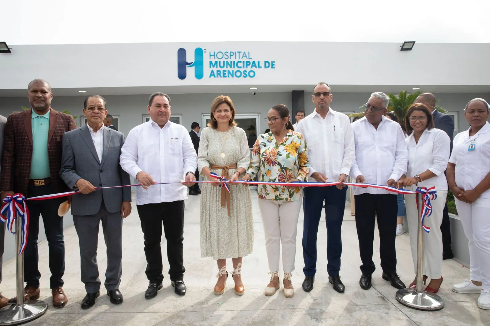 Vicepresidenta entrega nueva emergencia del Hospital de Arenoso