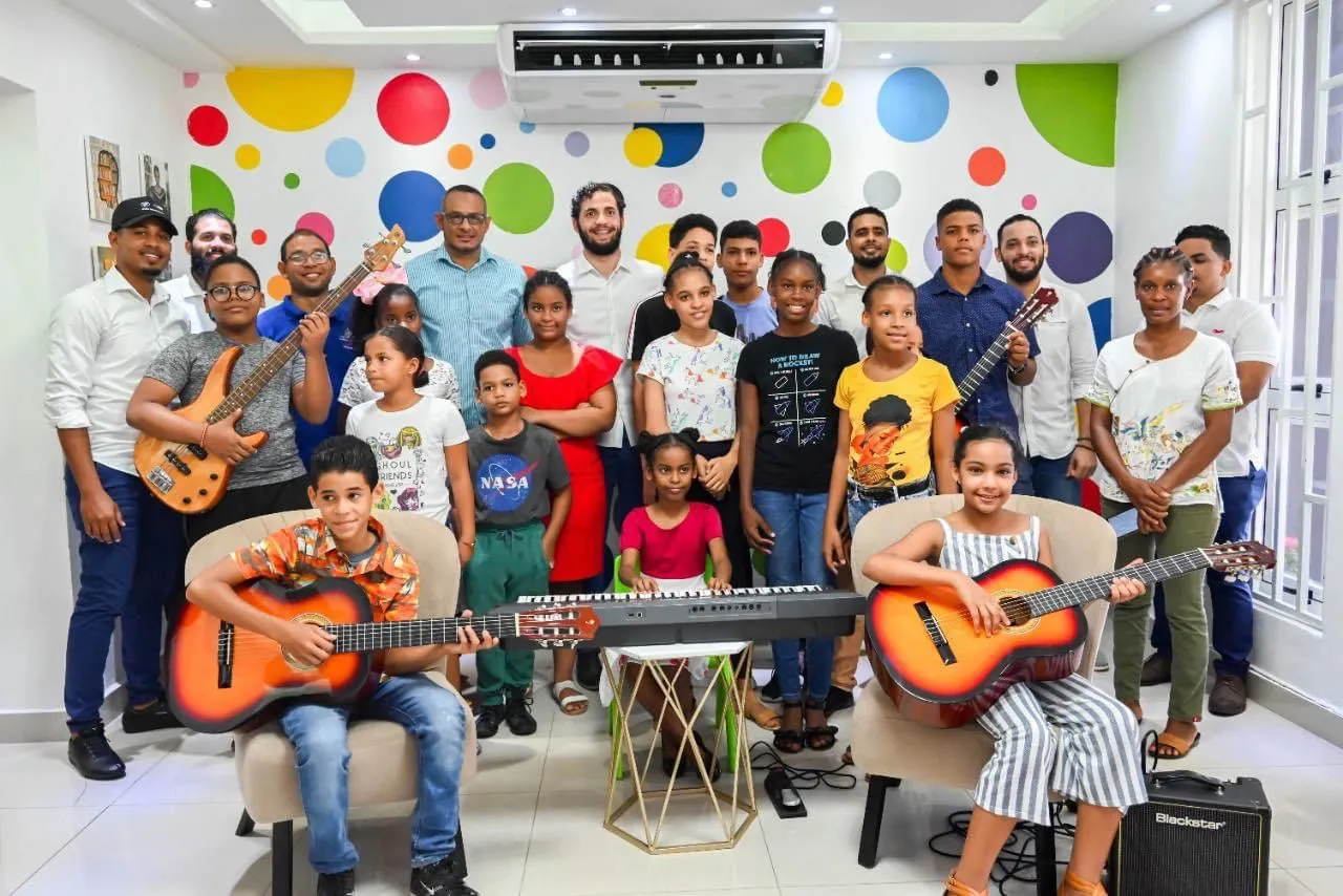 Inauguran primera escuela municipal de música en Higüey