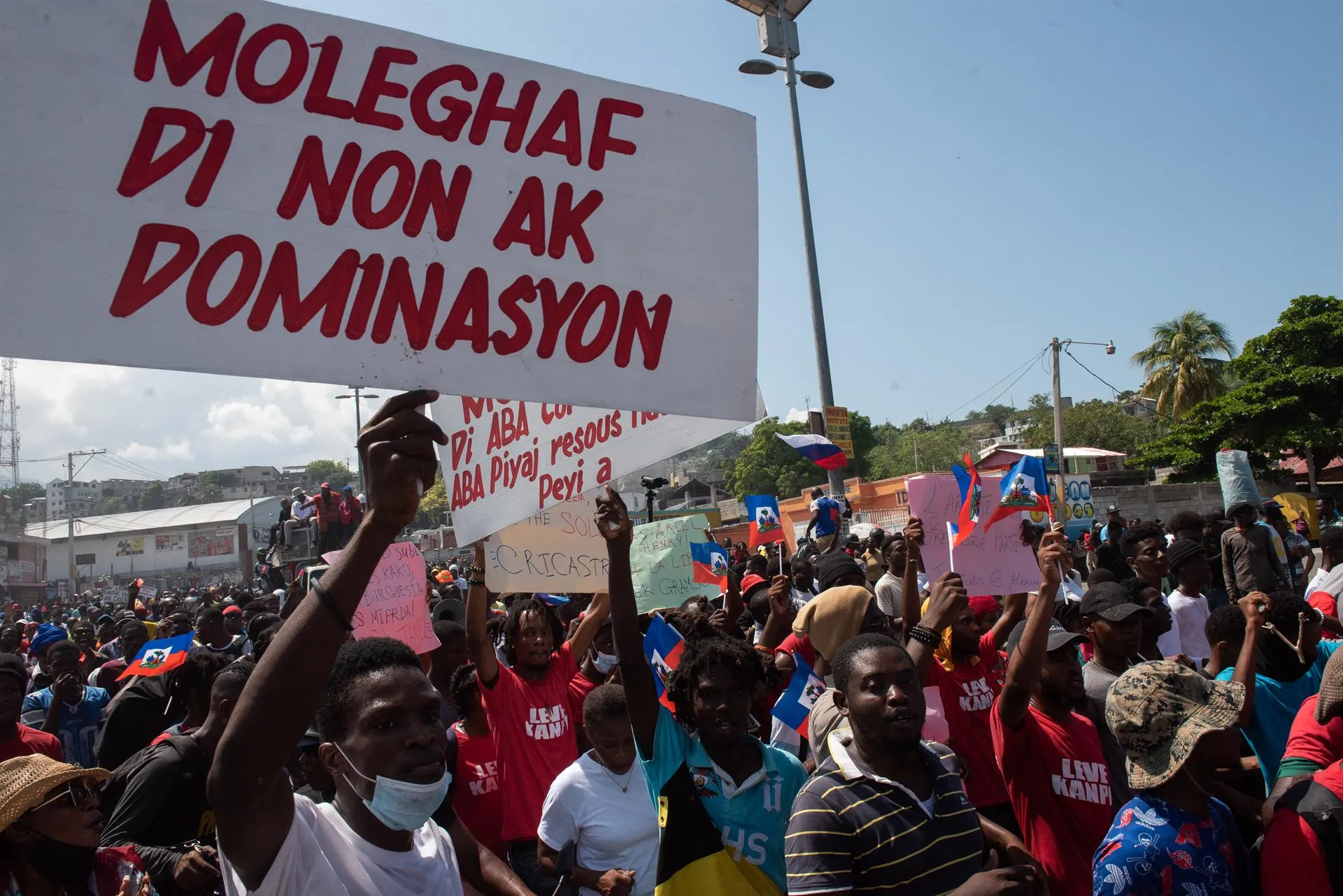 Protestas en Haití tras adopción de sanciones de la ONU
