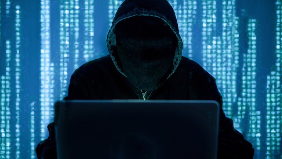 Qué es el Pig Butchering, la estafa financiera con la que manipulan emocionalmente a las personas antes de vaciarles las cuentas