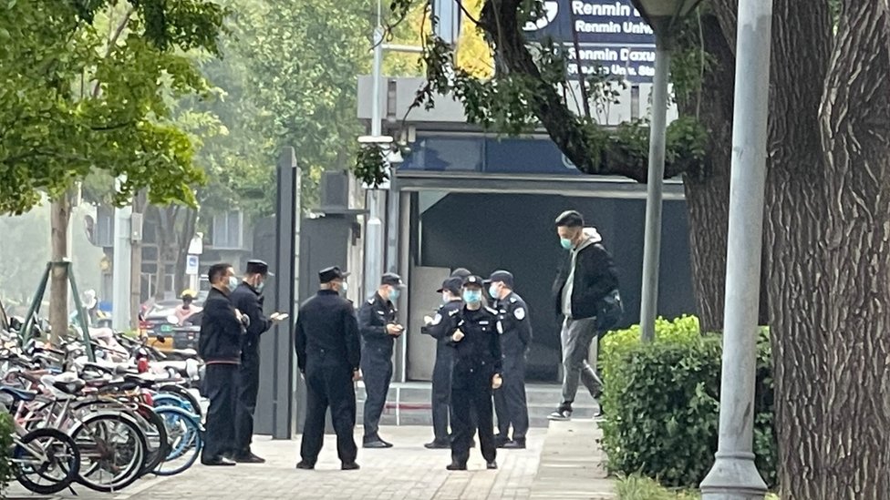 La rara protesta contra Xi Jinping días antes del congreso del Partido Comunista de China