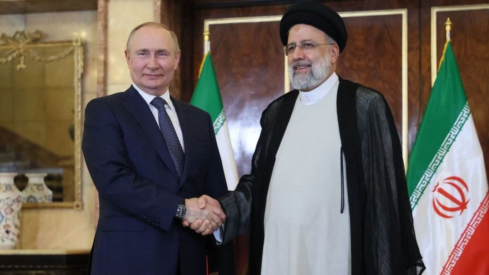 Rusia e Irán, la compleja relación entre dos antagonistas históricos que se volvieron socios de conveniencia para enfrentarse a Occidente