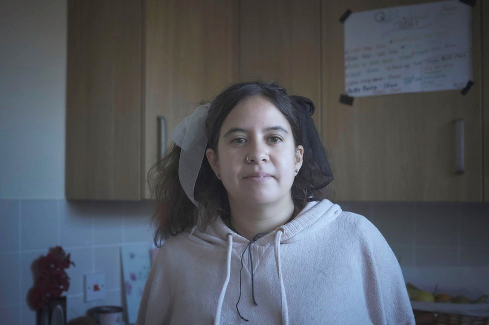 El día que solo tengo un trabajo lo considero mi día libre: la madre soltera inglesa que necesita 5 trabajos para sobrevivir
